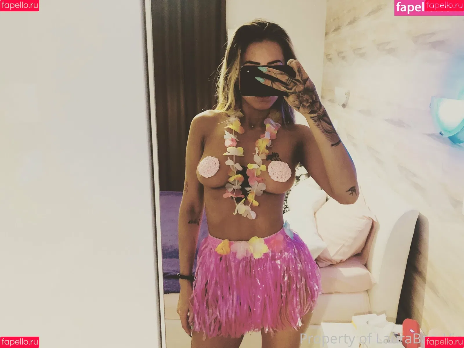laurabae_ Onlyfans Photo Gallery 