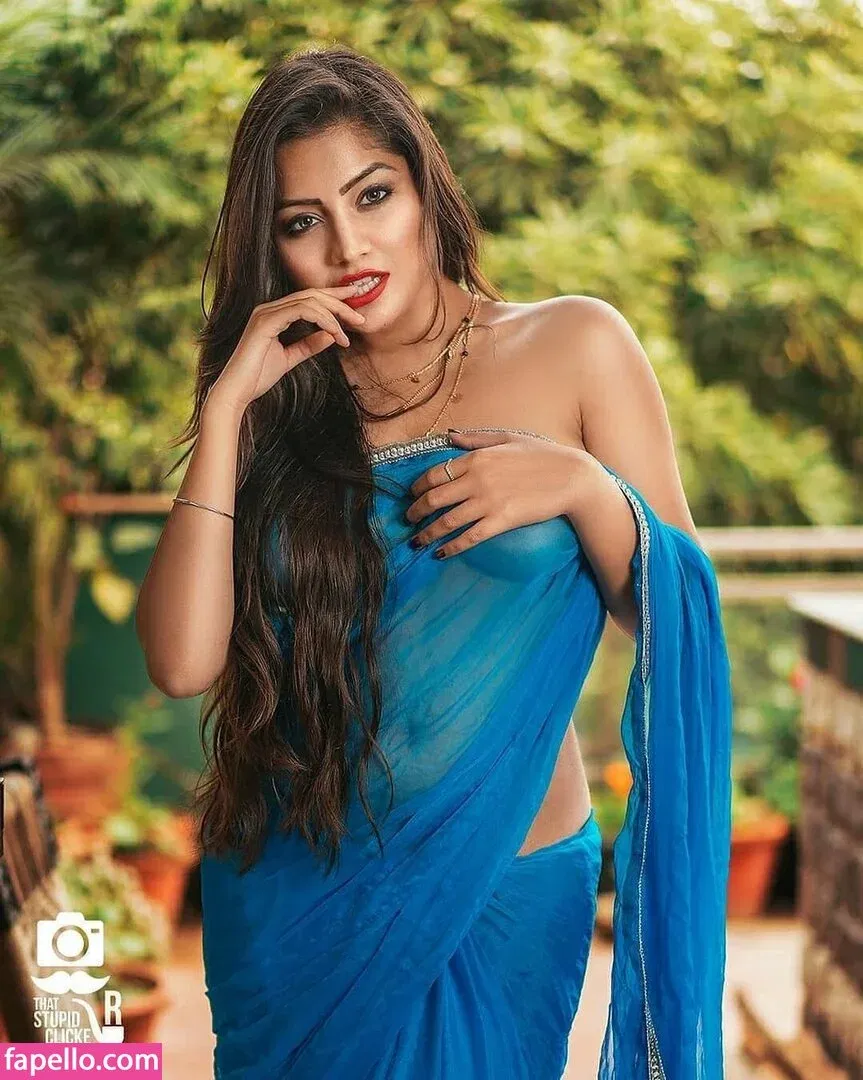 Simran Kaur Onlyfans Photo Gallery 