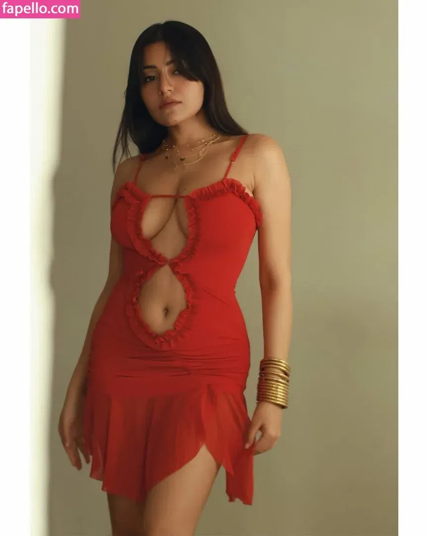 Simran Kaur Onlyfans Photo Gallery 