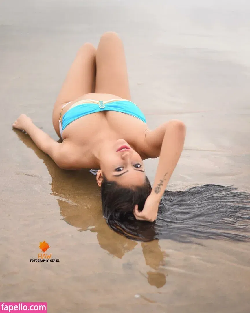 Simran Kaur Onlyfans Photo Gallery 