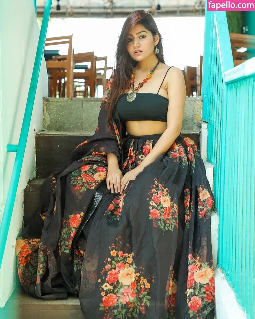 Simran Kaur Onlyfans Photo Gallery 