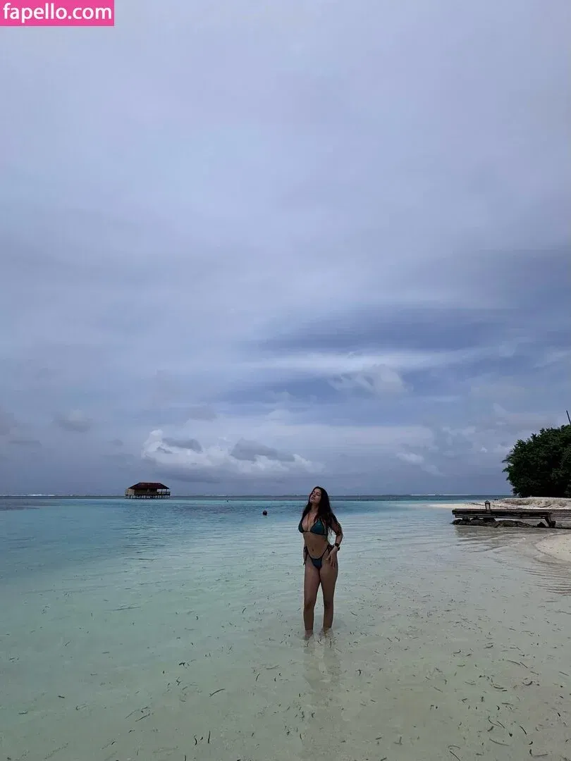 Simran Kaur Onlyfans Photo Gallery 