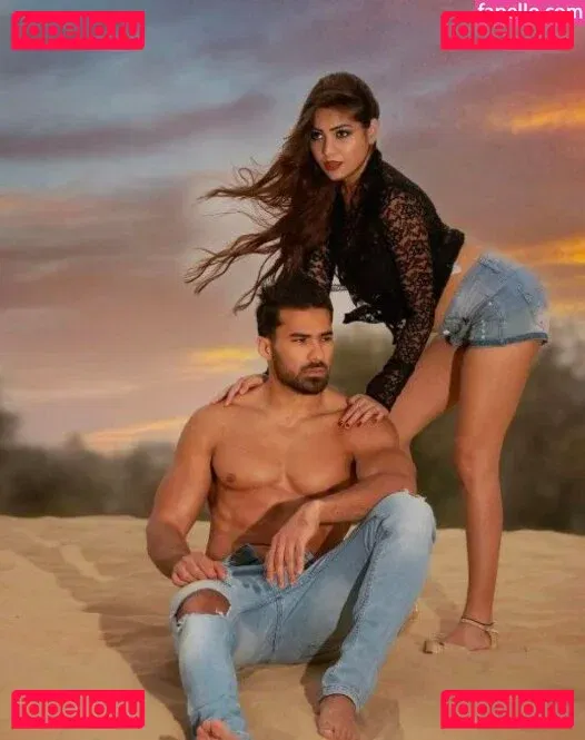 Simran Kaur Onlyfans Photo Gallery 