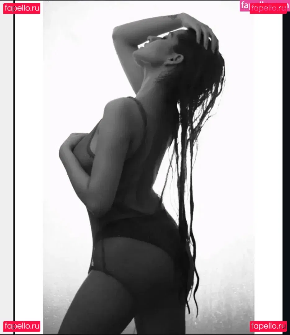 Simran Kaur Onlyfans Photo Gallery 