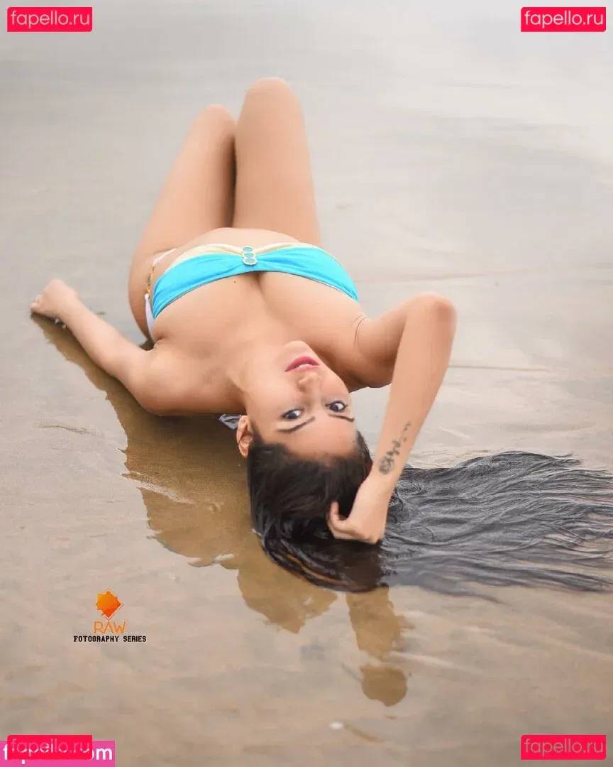 Simran Kaur Onlyfans Photo Gallery 