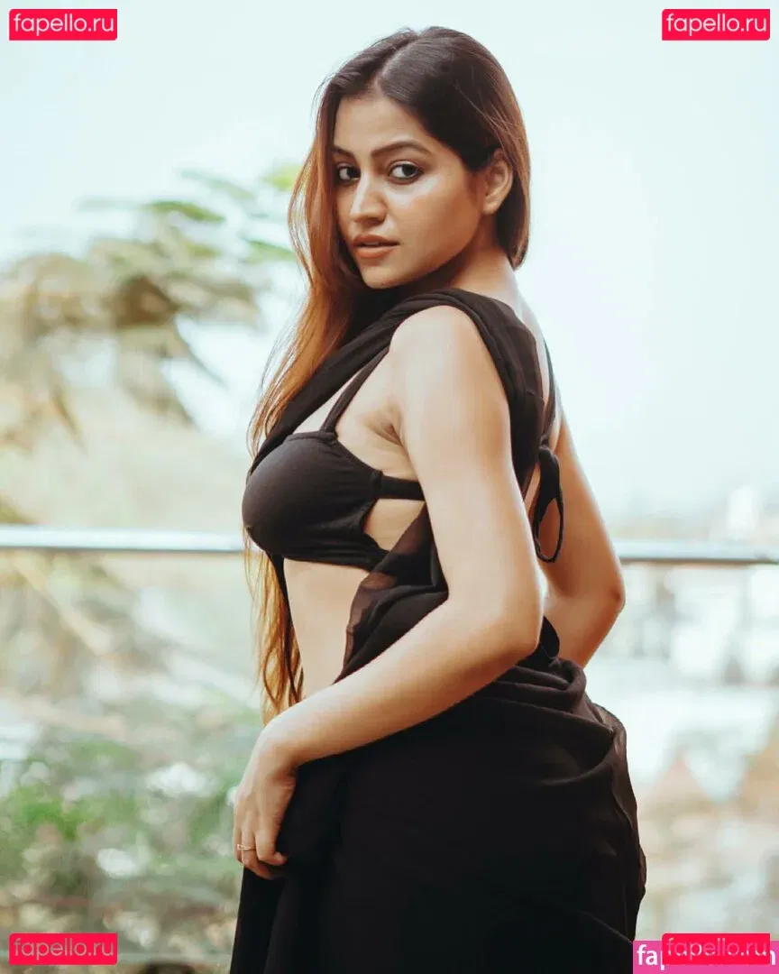 Simran Kaur Onlyfans Photo Gallery 