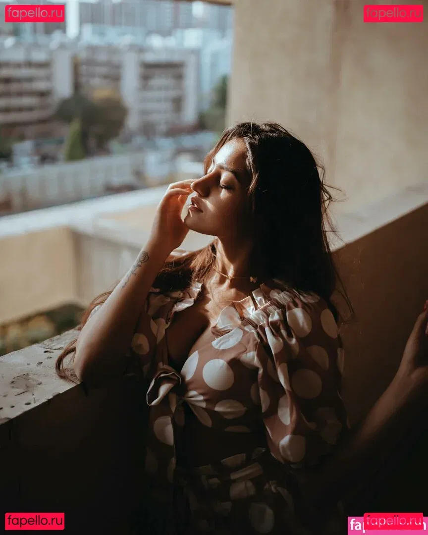 Simran Kaur Onlyfans Photo Gallery 