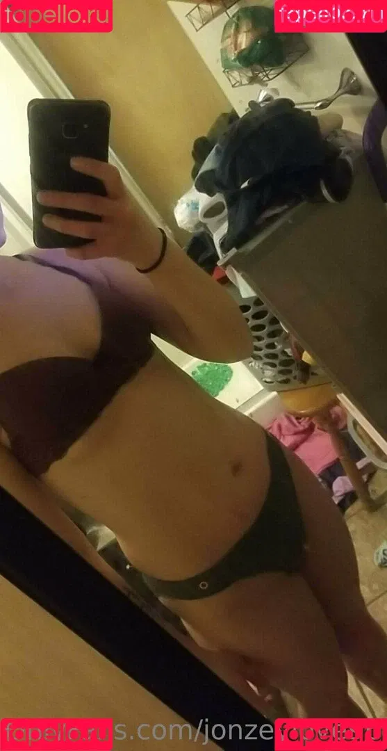 jonzeylove96 Onlyfans Photo Gallery 
