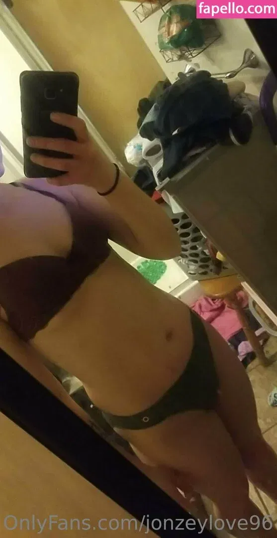 jonzeylove96 Onlyfans Photo Gallery 