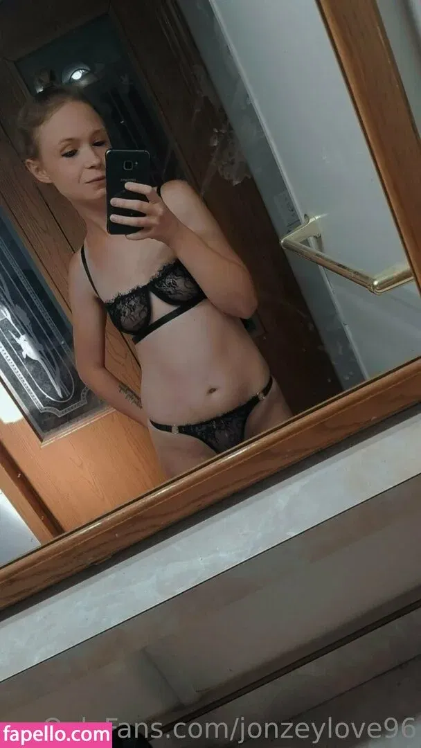 jonzeylove96 Onlyfans Photo Gallery 