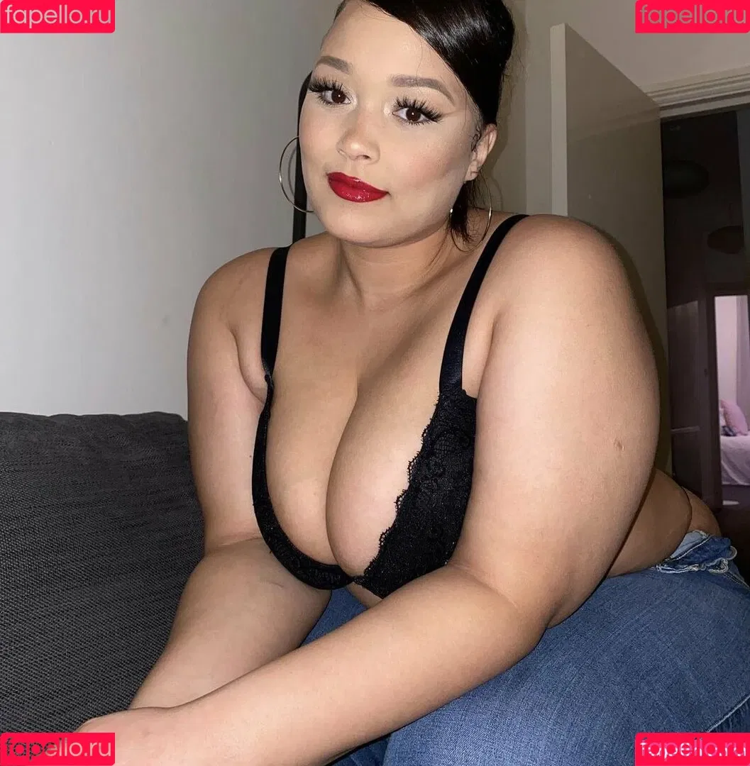 Natalie E. Wade Onlyfans Photo Gallery 