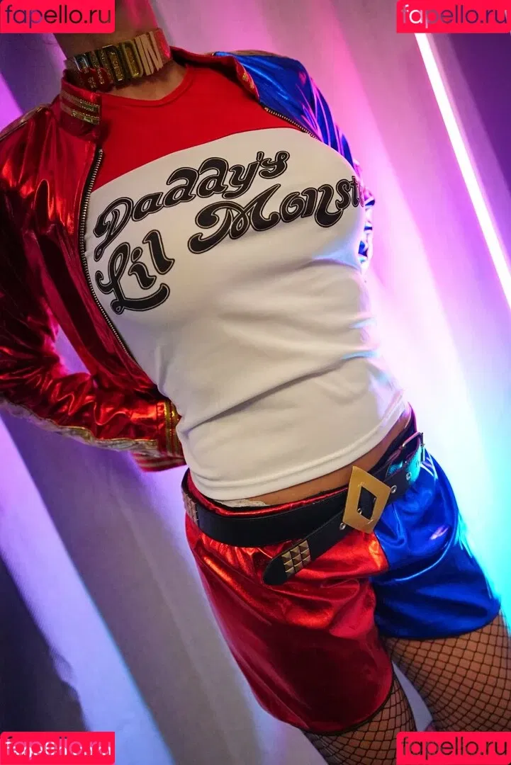 Lily Strong Onlyfans Photo Gallery 