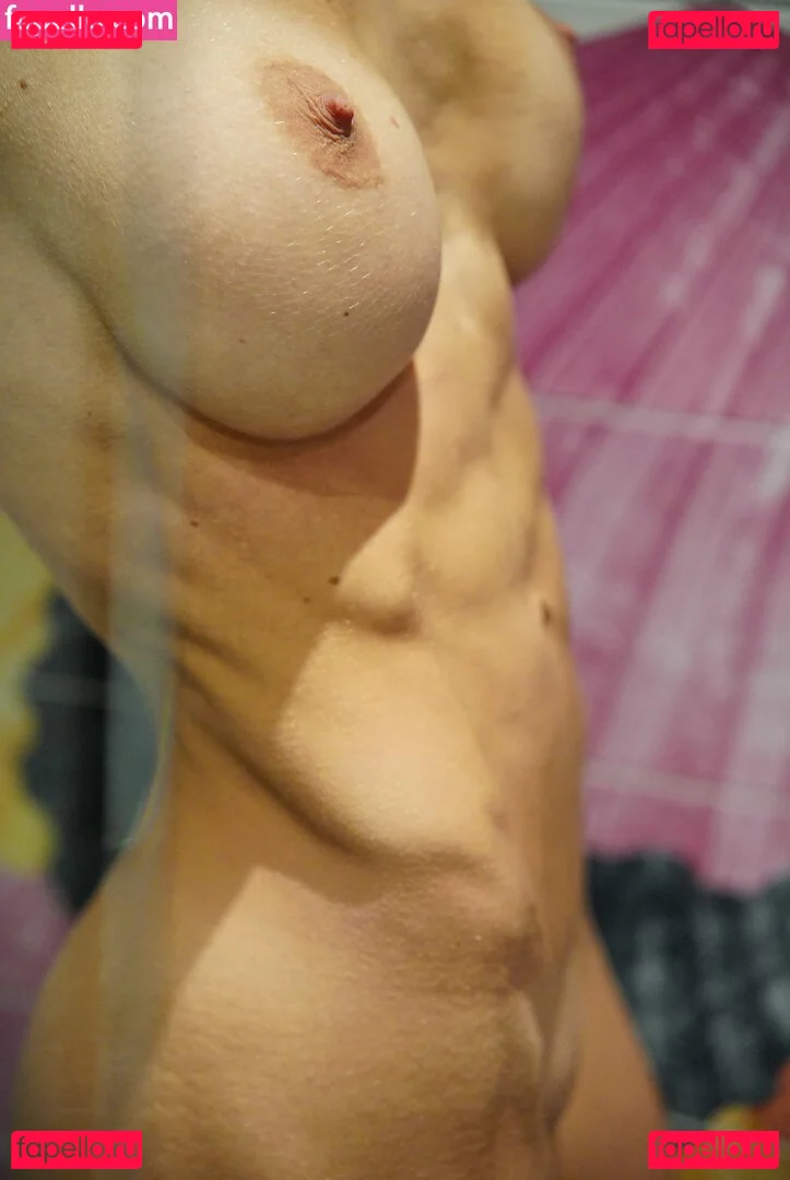 Lily Strong Onlyfans Photo Gallery 