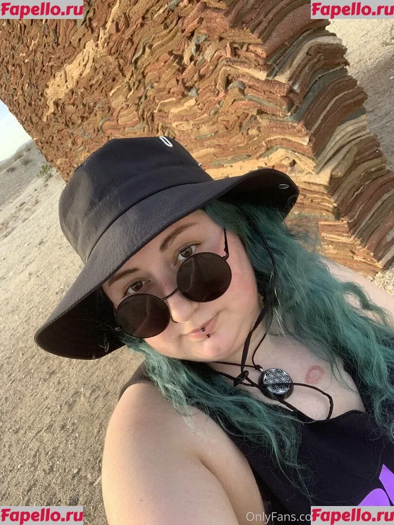 domisbomb Onlyfans Photo Gallery 