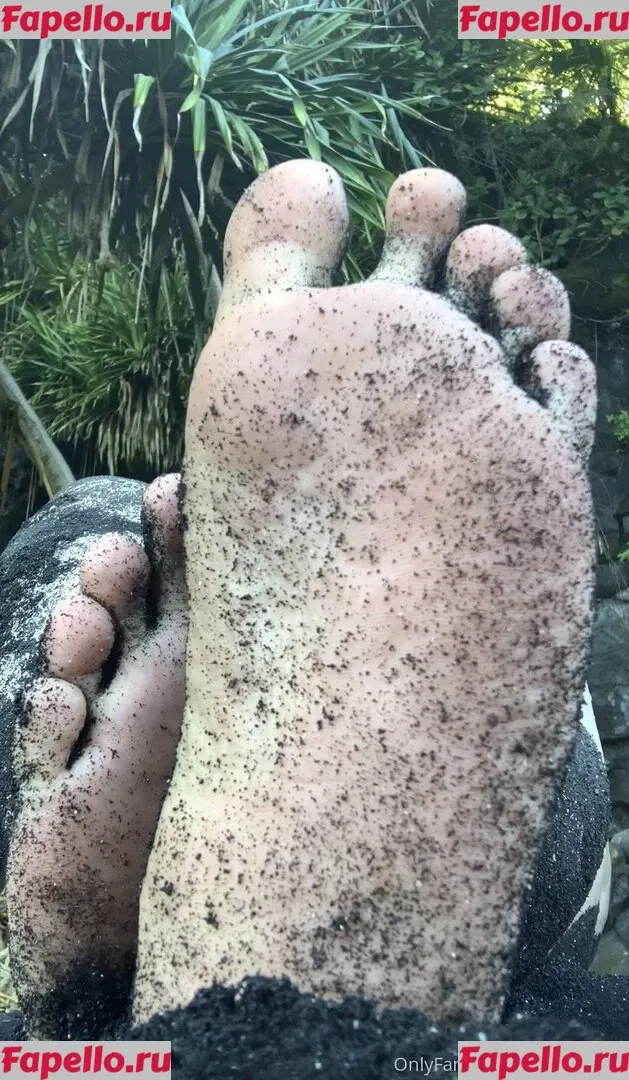 domisbomb Onlyfans Photo Gallery 