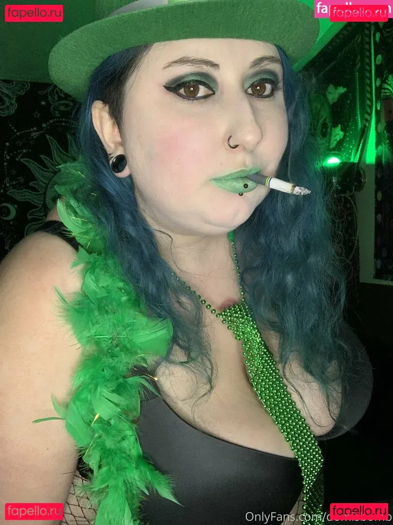 domisbomb Onlyfans Photo Gallery 