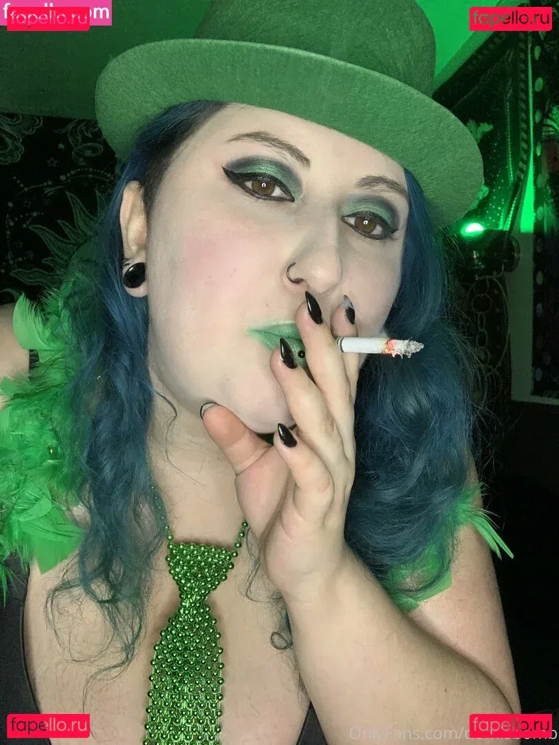 domisbomb Onlyfans Photo Gallery 