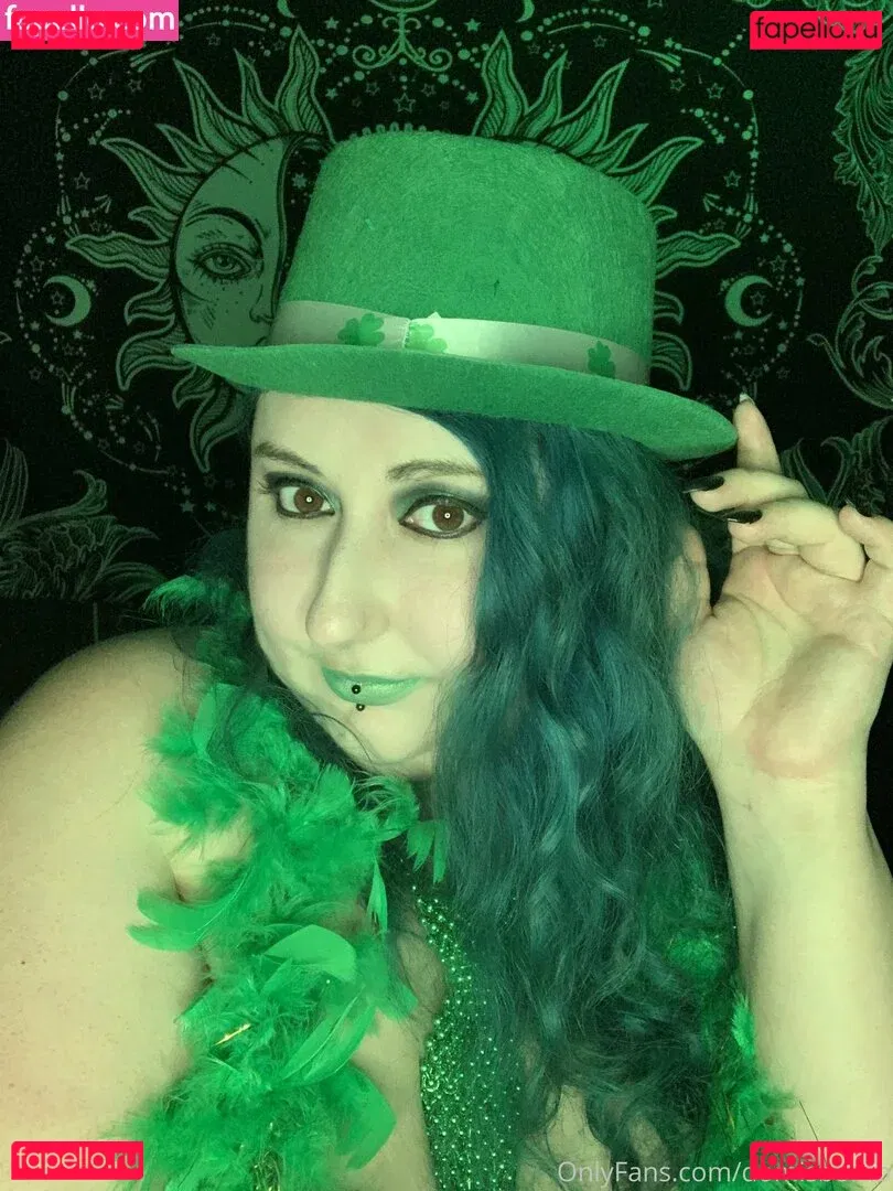 domisbomb Onlyfans Photo Gallery 