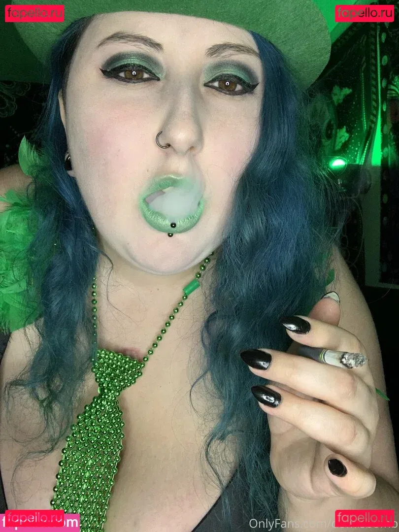 domisbomb Onlyfans Photo Gallery 