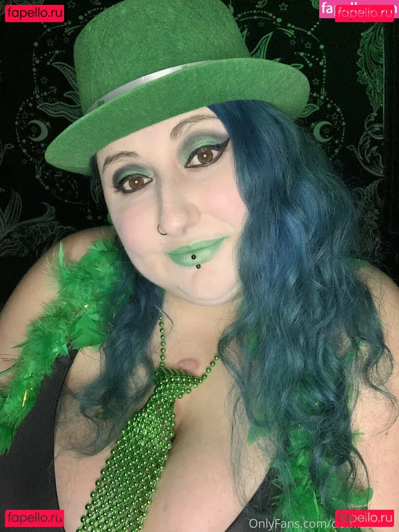 domisbomb Onlyfans Photo Gallery 