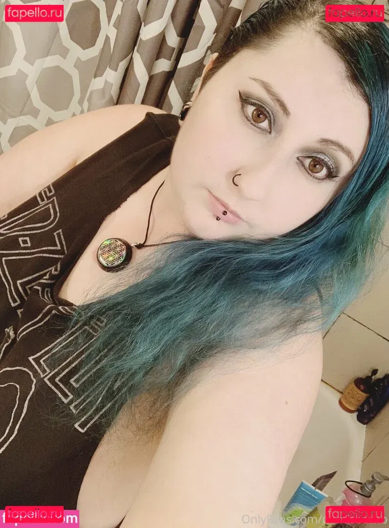 domisbomb Onlyfans Photo Gallery 