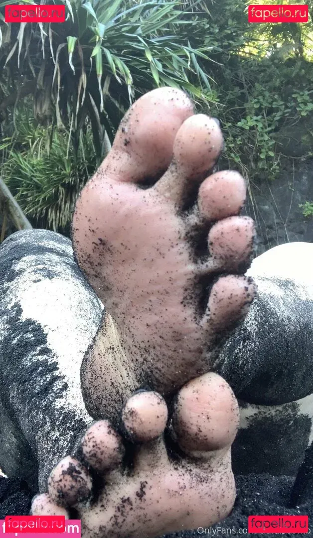 domisbomb Onlyfans Photo Gallery 