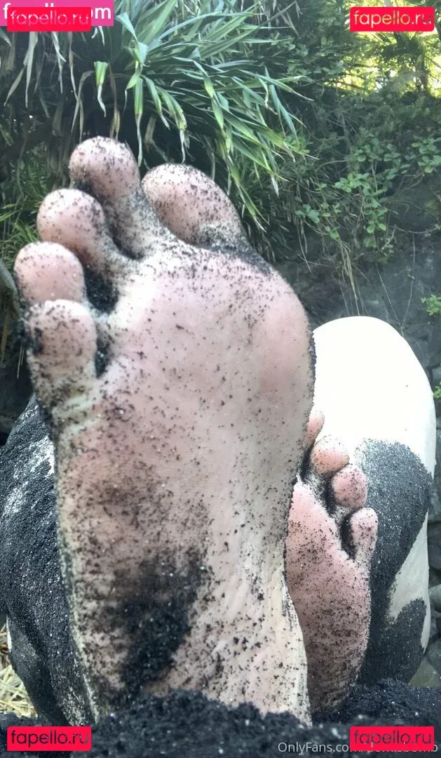 domisbomb Onlyfans Photo Gallery 