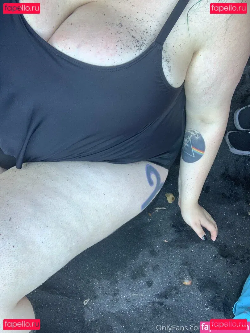 domisbomb Onlyfans Photo Gallery 