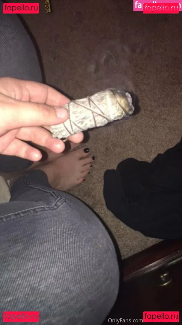 domisbomb Onlyfans Photo Gallery 