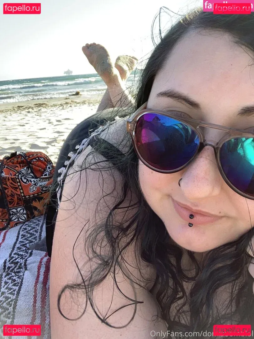 domisbomb Onlyfans Photo Gallery 