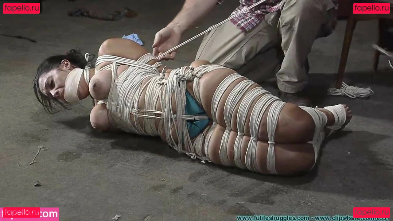 Enchantress Sahrye Onlyfans Photo Gallery 