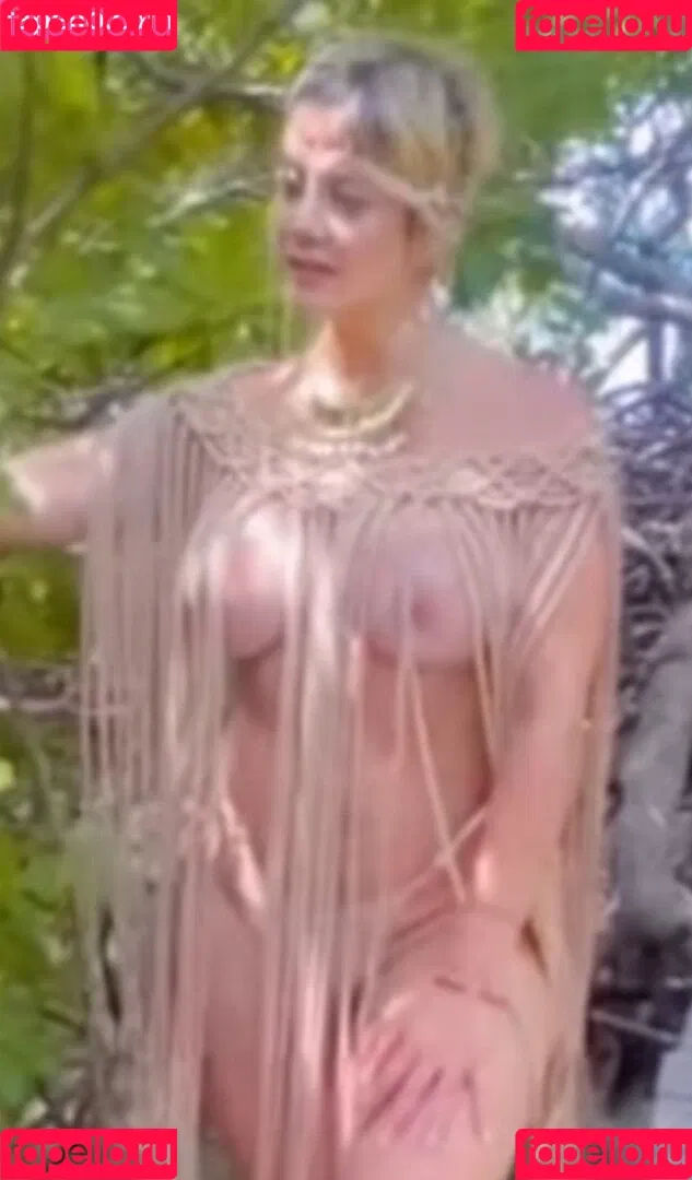 Monicest Onlyfans Photo Gallery 