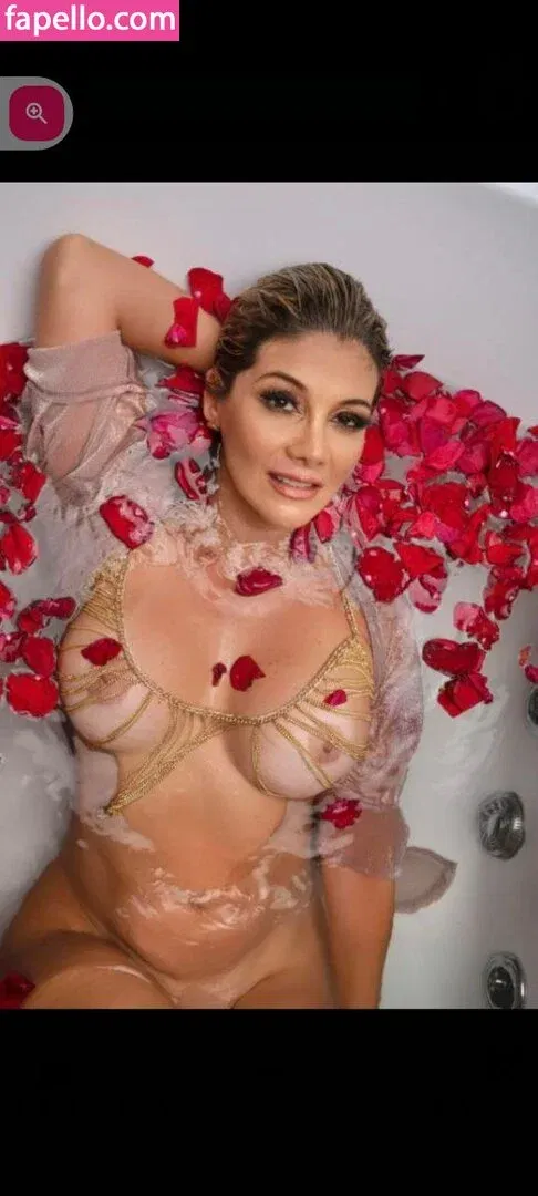 Monicest Onlyfans Photo Gallery 