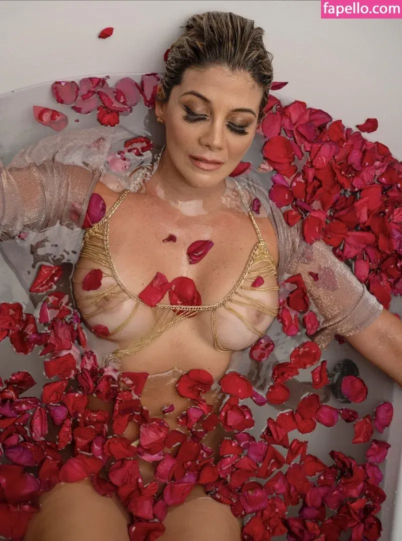 Monicest Onlyfans Photo Gallery 