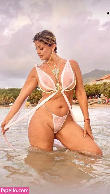 Monicest Onlyfans Photo Gallery 