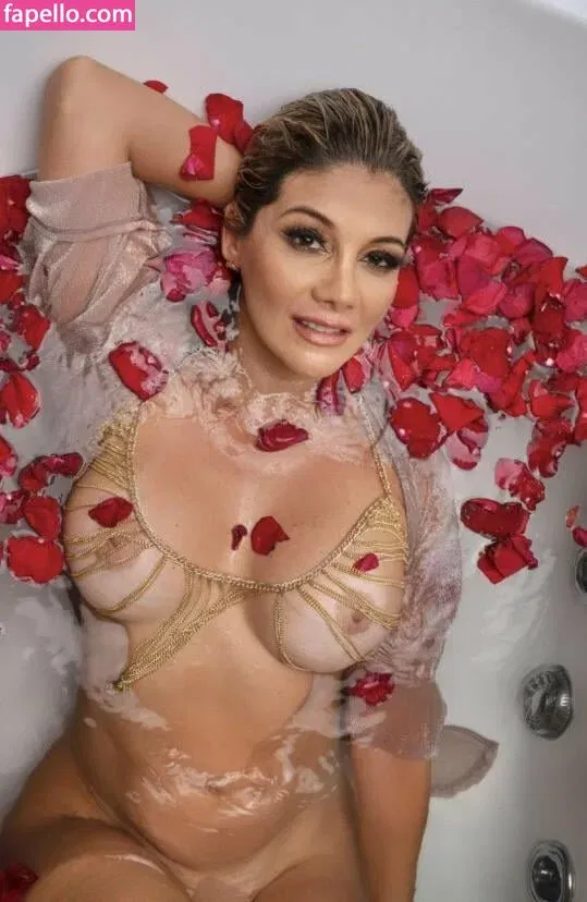 Monicest Onlyfans Photo Gallery 