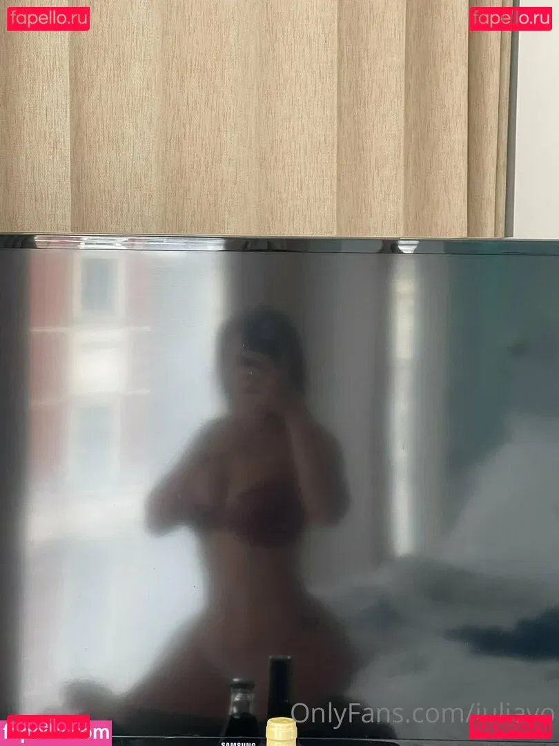 iuliavo Onlyfans Photo Gallery 