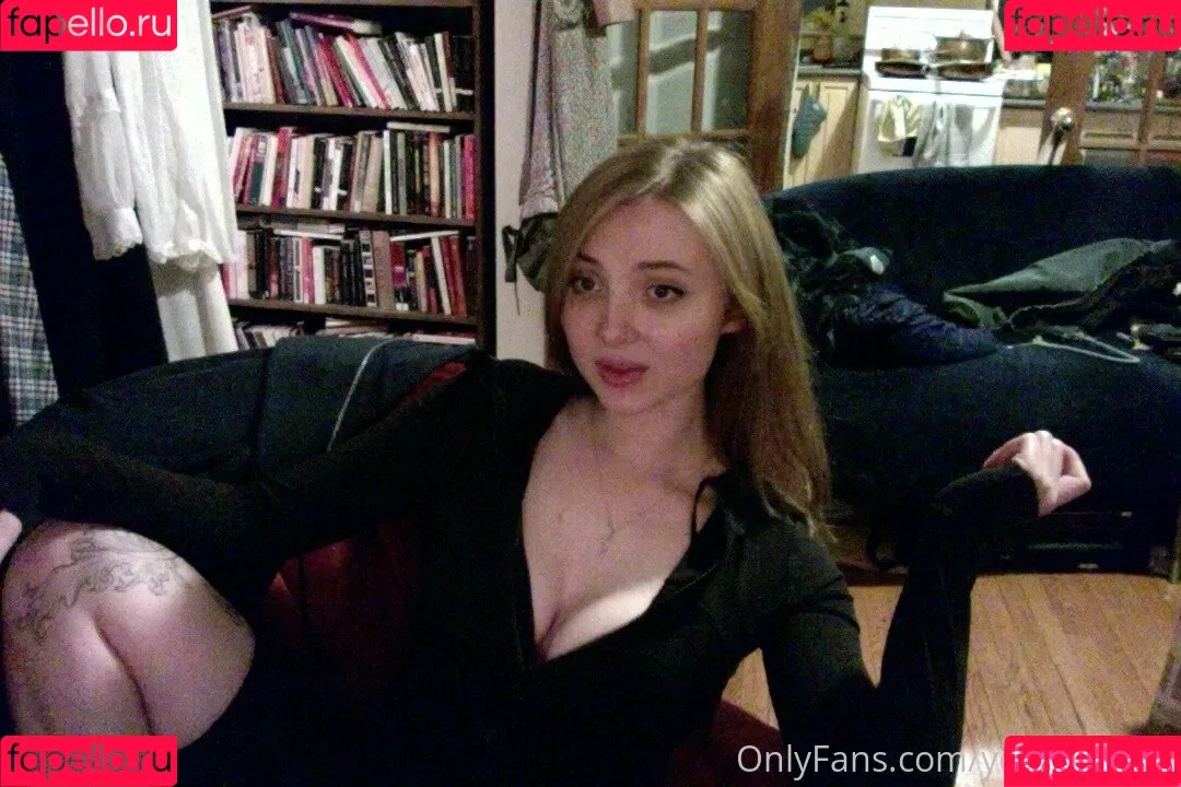rosalindcorrupts Onlyfans Photo Gallery 
