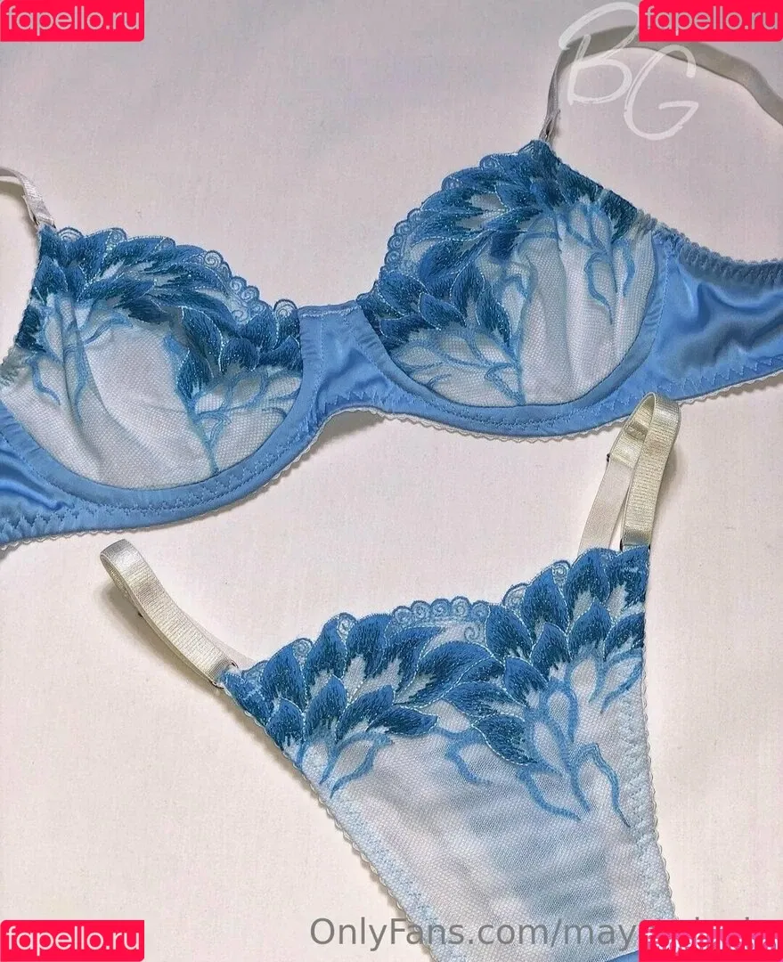 maycurlyvip Onlyfans Photo Gallery 