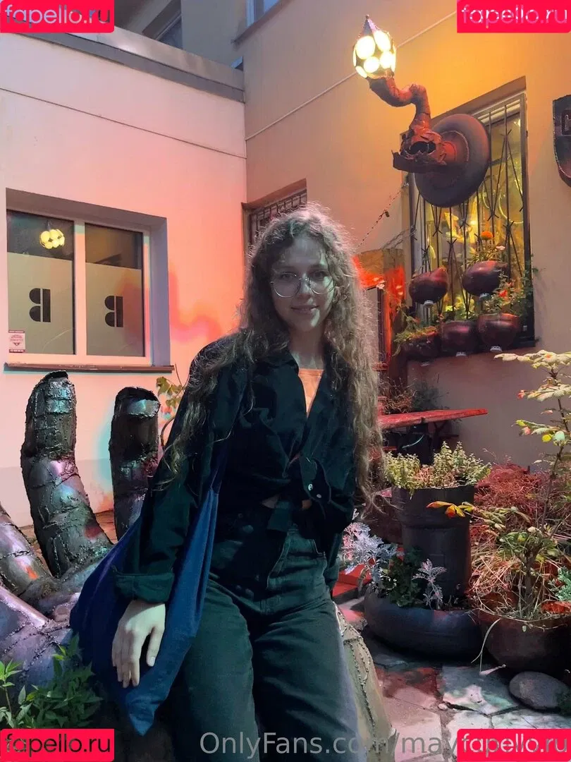 maycurlyvip Onlyfans Photo Gallery 