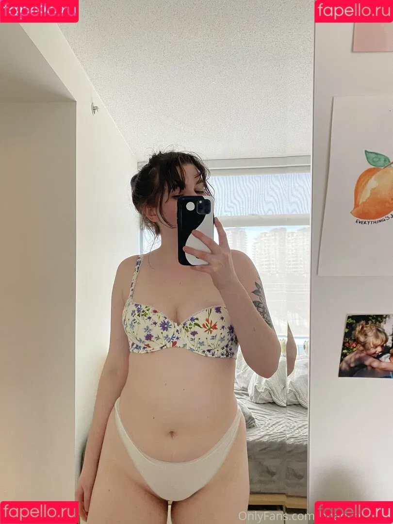 hhannahraee Onlyfans Photo Gallery 