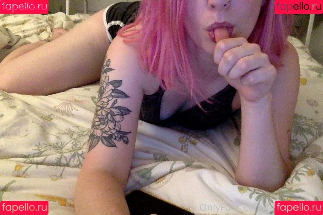 hhannahraee Onlyfans Photo Gallery 