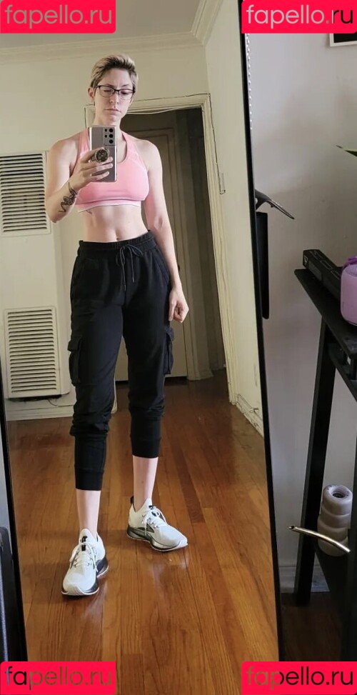 Tybee Diskin Onlyfans Photo Gallery 