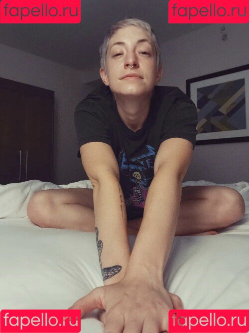 Tybee Diskin Onlyfans Photo Gallery 