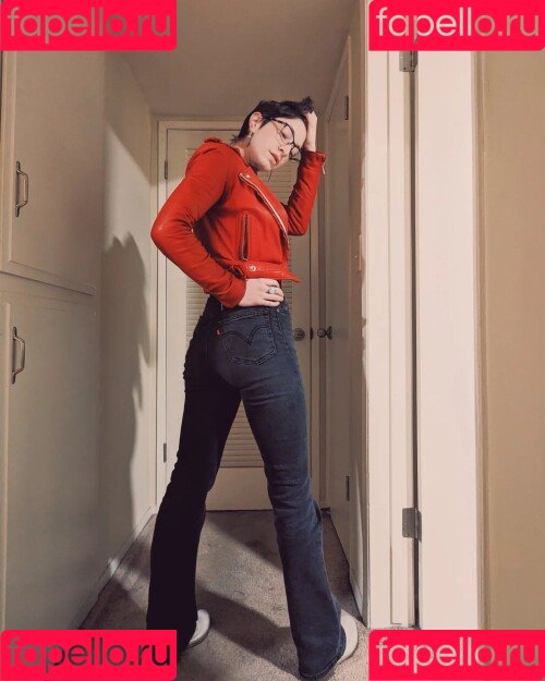 Tybee Diskin Onlyfans Photo Gallery 