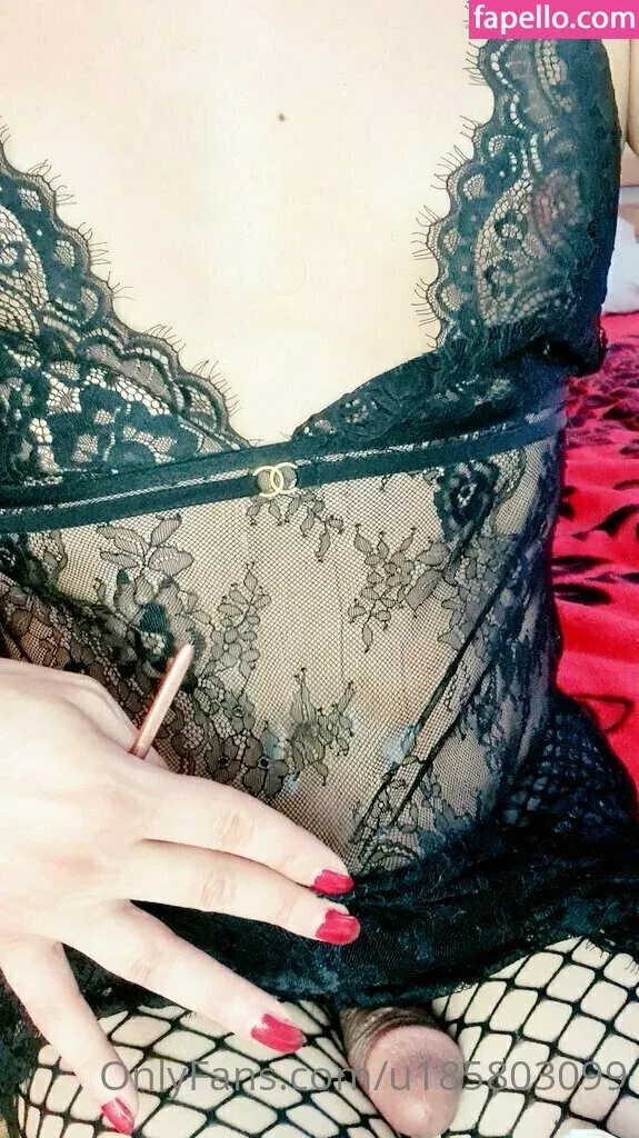 u185803099 Onlyfans Photo Gallery 