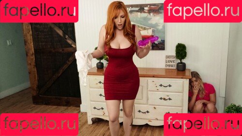 Lauren Phillips Onlyfans Photo Gallery 