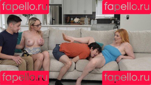 Lauren Phillips Onlyfans Photo Gallery 