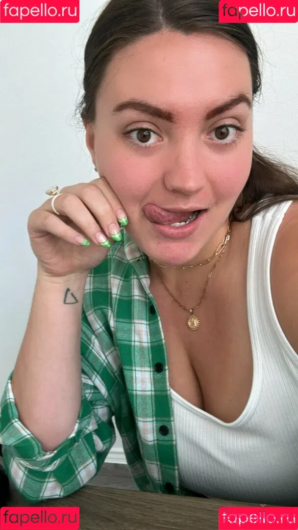 itskayls Onlyfans Photo Gallery 