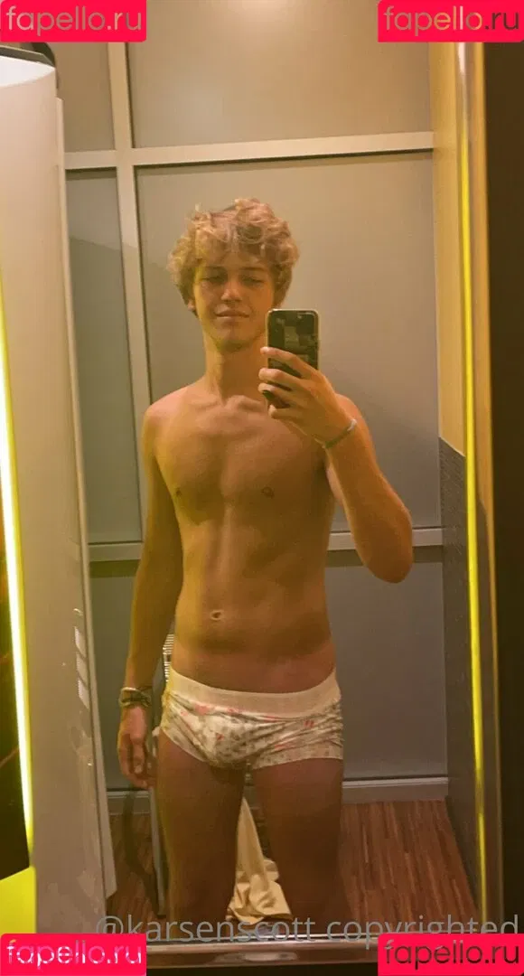 karsen.scott Onlyfans Photo Gallery 